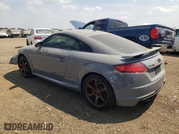 ✅ 2018 Audi TT RS • VIN: WUACSAFV3J1900034 • Lot: 65609354. Listed on Copart with 41,919 mi. Free auction sales archive from the USA and detailed vehicle history report at DreamBid. Image 2.