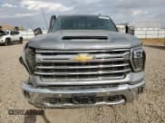 ✅ 2024 Chevrolet Silverado 2500HD LTZ • VIN: 2GC4YPEY9R1156198 • Лот: 71541415. Опубликован ранее на Copart с пробегом 41 933 миль. Бесплатный доступ к архиву аукционных продаж из США и подробный отчёт об истории автомобиля на DreamBid. Изображение 5.