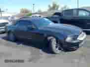 2014 Ford Mustang V6 с VIN 1ZVBP8EM7E5302357, выставлен на аукционе IAAI как лот 42639709 с пробегом 81 680 миль миль и . История ставок и продаж доступна на DreamBid. Изображение 13.