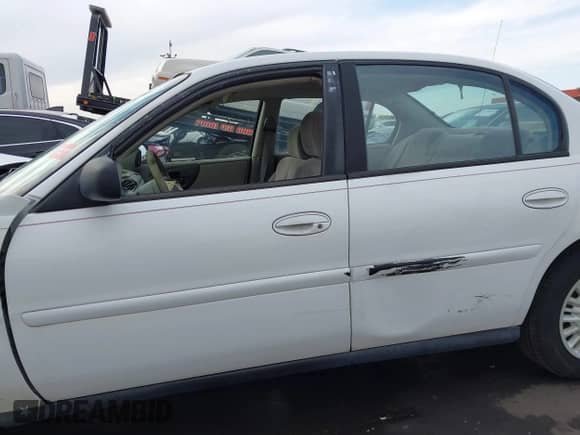 2003 Chevrolet Malibu z VIN 1G1ND52J63M580342, wystawiony jako IAAI lot #41275300 z przebiegiem 156 346 mil mil oraz . Historia ofert i sprzedaży dostępna na DreamBid. Obrazek 15.