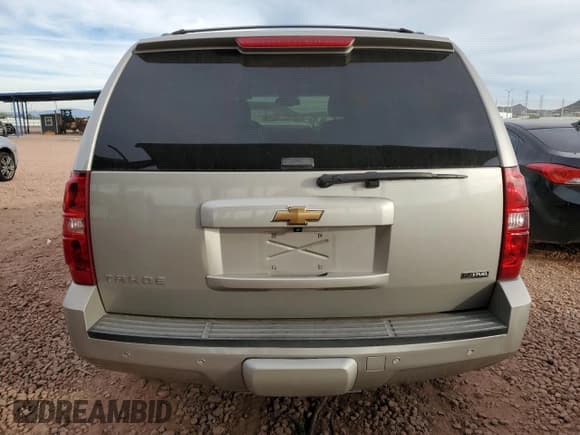 ✅ 2007 Chevrolet Tahoe LT • VIN: 1GNFK13017R324982 • Лот: 89903755. Опубликован ранее на Copart с пробегом 149 424 миль. Бесплатный доступ к архиву аукционных продаж из США и подробный отчёт об истории автомобиля на DreamBid. Изображение 6.