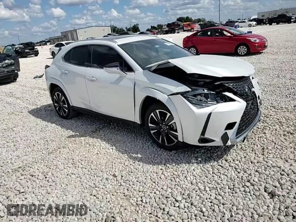 ✅ 2024 Lexus UX 250h Premium • VIN: JTHP6JBH9R2190368 • Lot: 71686534. Listed on Copart with 5,421 mi. Free auction sales archive from the USA and detailed vehicle history report at DreamBid. Image 12.