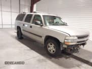 ✅ 2005 Chevrolet Suburban LT • VIN: 3GNFK16Z75G290666 • Лот: 41812793. Опубликован ранее на IAAI с пробегом 187 377 миль. Бесплатный доступ к архиву аукционных продаж из США и подробный отчёт об истории автомобиля на DreamBid. Изображение 1.
