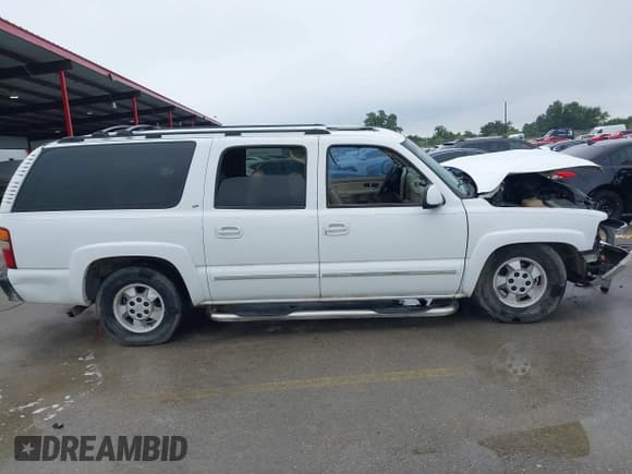 ✅ 2002 Chevrolet Suburban LS • VIN: 3GNEC16Z72G349364 • Лот: 42423290. Опубликован ранее на IAAI с пробегом Не указан. Бесплатный доступ к архиву аукционных продаж из США и подробный отчёт об истории автомобиля на DreamBid. Изображение 14.