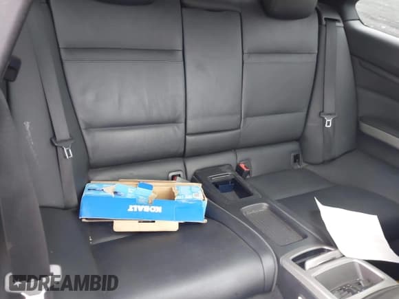 ✅ 2011 BMW 3 Series 335i • VIN: WBAKG7C59BE262848 • Лот: 41913612. Опубликован ранее на IAAI с пробегом 119 894 миль. Бесплатный доступ к архиву аукционных продаж из США и подробный отчёт об истории автомобиля на DreamBid. Изображение 8.