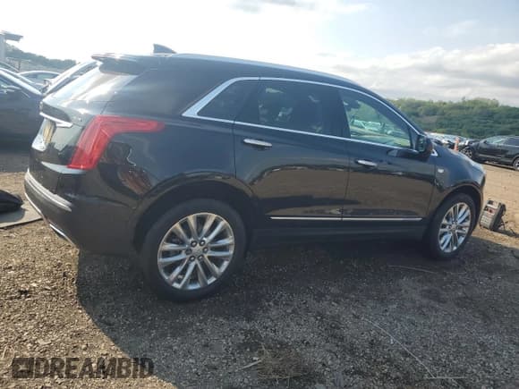 ✅ 2017 Cadillac XT5 Platinum AWD • VIN: 1GYKNFRSXHZ141189 • Lot: 70264745. Listed on Copart with Not provided. Free auction sales archive from the USA and detailed vehicle history report at DreamBid. Image 3.