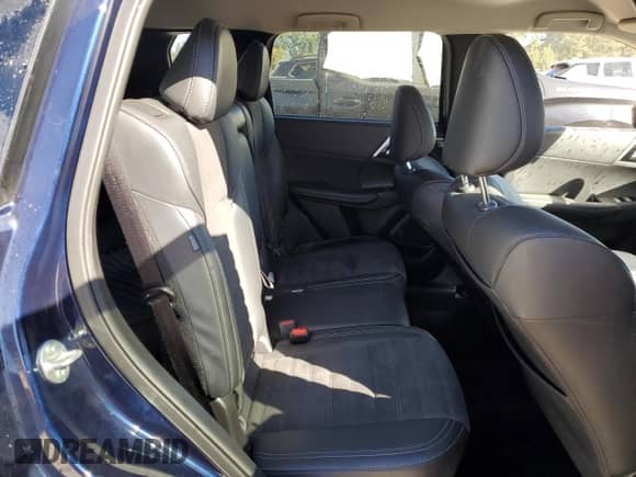 2024 Mitsubishi Outlander SE z VIN JA4J3VA85RZ068570, wystawiony jako Copart lot #86712345 z przebiegiem 34 167 mil mil oraz Czysty tytuł • Clean title. Historia ofert i sprzedaży dostępna na DreamBid. Obrazek 11.