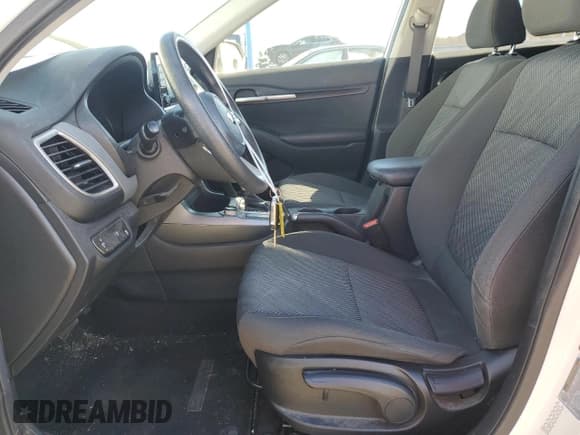 ✅ 2021 Kia Seltos LX • VIN: KNDEPCAAXM7150673 • Lot: 92498905. Wystawiony na Copart z przebiegiem 105 246 mil. Bezpłatny archiwum sprzedaży aukcyjnych z USA i szczegółowy raport historii pojazdu na DreamBid. Zdjęcie 7.