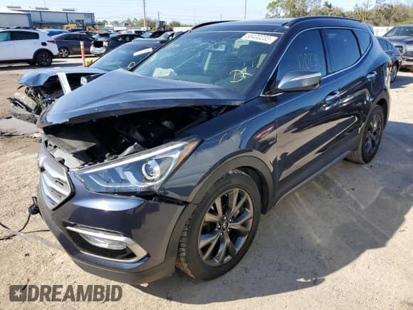 ✅ 2017 Hyundai Santa Fe Ultimate • VIN: 5XYZW4LA3HG502752 • Лот: 38430233. Опубликован ранее на Copart с пробегом 120 235 миль. Бесплатный доступ к архиву аукционных продаж из США и подробный отчёт об истории автомобиля на DreamBid. Изображение 1.