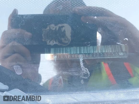 ✅ 2016 Chevrolet Traverse LT • VIN: 1GNKVGKD6GJ135255 • Lot: 43322417. Wystawiony na IAAI z przebiegiem 100 027 mil. Bezpłatny archiwum sprzedaży aukcyjnych z USA i szczegółowy raport historii pojazdu na DreamBid. Zdjęcie 9.