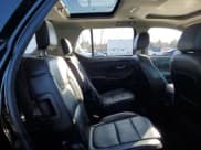 ✅ 2018 Chevrolet Traverse LT • VIN: 1GNEVHKW3JJ190161 • Lot: 38741353. Wystawiony na Copart z przebiegiem 79 916 mil. Bezpłatny archiwum sprzedaży aukcyjnych z USA i szczegółowy raport historii pojazdu na DreamBid. Zdjęcie 11.