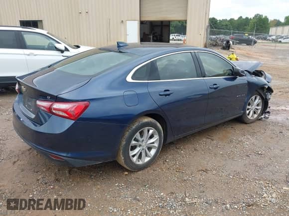 2020 Chevrolet Malibu LT with VIN 1G1ZD5ST2LF013004, listed as a IAAI auction lot 42984101 with 111,911 mi miles and . Bid and sale history available at DreamBid. Image 4.