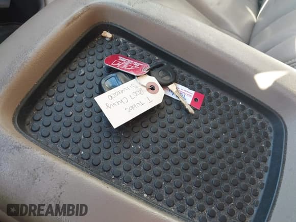 ✅ 2007 Chevrolet Silverado 2500HD LT2 • VIN: 1GCHK29D27E126212 • Лот: 43600930. Опубликован ранее на IAAI с пробегом Не указан. Бесплатный доступ к архиву аукционных продаж из США и подробный отчёт об истории автомобиля на DreamBid. Изображение 11.