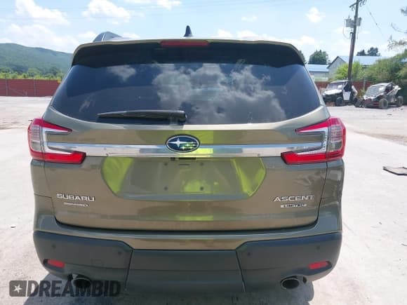 ✅ 2023 Subaru Ascent Limited • VIN: 4S4WMAUD2P3448567 • Lot: 42581625. Listed on IAAI with 29,483 mi. Free auction sales archive from the USA and detailed vehicle history report at DreamBid. Image 17.