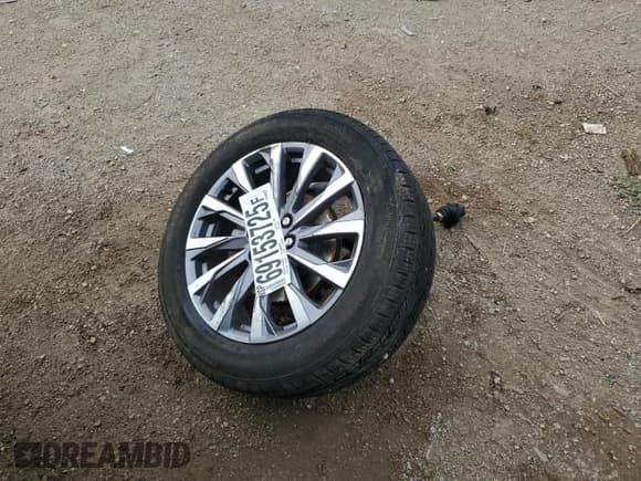 ✅ 2023 Chevrolet Traverse Premier • VIN: 1GNEVKKW8PJ208479 • Lot: 69153725. Wystawiony na Copart z przebiegiem 30 828 mil. Bezpłatny archiwum sprzedaży aukcyjnych z USA i szczegółowy raport historii pojazdu na DreamBid. Zdjęcie 13.