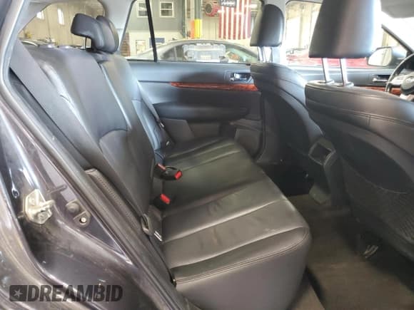 ✅ 2011 Subaru Outback Limited Power Moon • VIN: 4S4BRCLC7B3429090 • Лот: 71858515. Опубликован ранее на Copart с пробегом 201 082 миль. Бесплатный доступ к архиву аукционных продаж из США и подробный отчёт об истории автомобиля на DreamBid. Изображение 11.