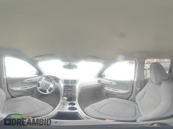 ✅ 2010 Chevrolet Traverse LS • VIN: 1GNLVEED6AJ222052 • Lot: 91653015. Wystawiony na Copart z przebiegiem 152 916 mil. Bezpłatny archiwum sprzedaży aukcyjnych z USA i szczegółowy raport historii pojazdu na DreamBid. Zdjęcie 15.