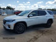 ✅ 2022 Chevrolet Traverse RS • VIN: 1GNERJKW0NJ101955 • Lot: 72691834. Wystawiony na Copart z przebiegiem Nie podano. Bezpłatny archiwum sprzedaży aukcyjnych z USA i szczegółowy raport historii pojazdu na DreamBid. Zdjęcie 1.