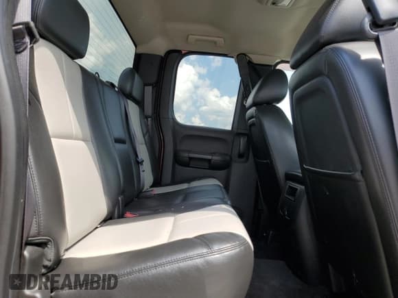 ✅ 2013 GMC Sierra 1500 SLT • VIN: 1GTR2WE74DZ226635 • Lot: 67955565. Listed on Copart with 82,405 mi. Free auction sales archive from the USA and detailed vehicle history report at DreamBid. Image 10.