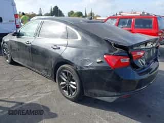 2017 Chevrolet Malibu Hybrid z VIN 1G1ZJ5SU0HF267934, wystawiony jako IAAI lot #43448018 z przebiegiem Nie podano mil oraz . Historia ofert i sprzedaży dostępna na DreamBid. Obrazek 3.