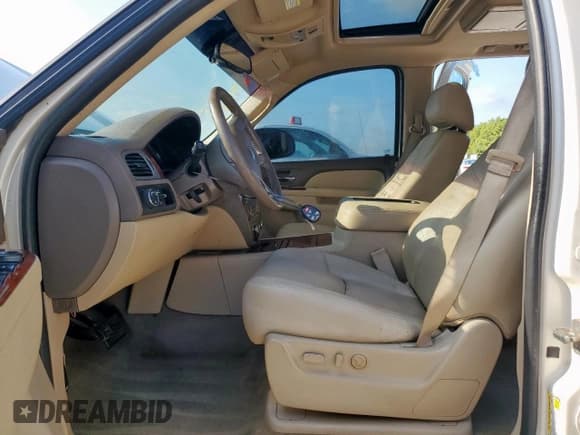 ✅ 2013 Chevrolet Tahoe LTZ • VIN: 1GNSCCE03DR250948 • Lot: 67090695. Listed on Copart with 99,804 mi. Free auction sales archive from the USA and detailed vehicle history report at DreamBid. Image 7.