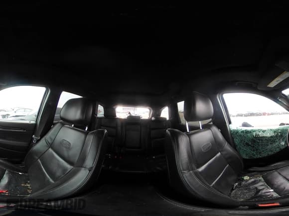 ✅ 2015 Jeep Grand Cherokee Overland • VIN: 1C4RJFCG3FC665854 • Lot: 41697999. Listed on IAAI with 206,618 mi. Free auction sales archive from the USA and detailed vehicle history report at DreamBid. Image 18.