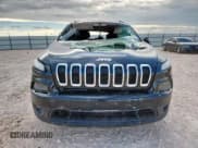 ✅ 2018 Jeep Cherokee Latitude Tech Connect • VIN: 1C4PJLCB2JD559070 • Lot: 81608165. Wystawiony na Copart z przebiegiem 128 118 mil. Bezpłatny archiwum sprzedaży aukcyjnych z USA i szczegółowy raport historii pojazdu na DreamBid. Zdjęcie 5.