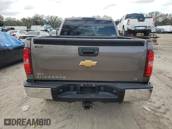 ✅ 2012 Chevrolet Silverado 1500 LT • VIN: 1GCRKSE79CZ283288 • Lot: 79042124. Listed on Copart with 176,636 mi. Free auction sales archive from the USA and detailed vehicle history report at DreamBid. Image 6.