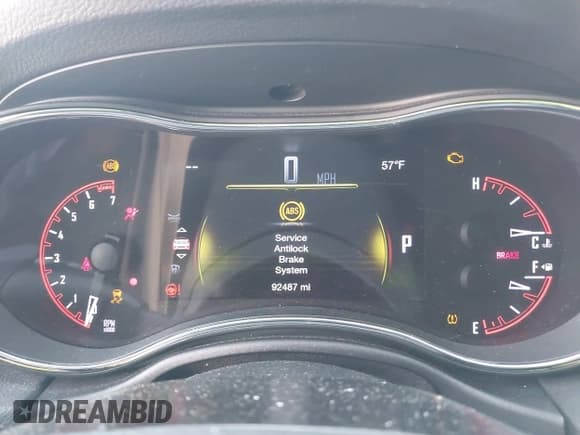 ✅ 2017 Dodge Durango GT • VIN: 1C4RDJDG8HC830339 • Lot: 43640098. Wystawiony na IAAI z przebiegiem 92 487 mil. Bezpłatny archiwum sprzedaży aukcyjnych z USA i szczegółowy raport historii pojazdu na DreamBid. Zdjęcie 7.