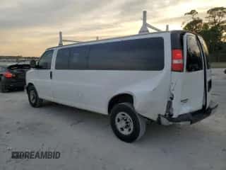 2016 Chevrolet Express Passenger LT с VIN 1GAZGPFG2G1269808, выставлен на аукционе Copart как лот 42686785 с пробегом 157 121 миль миль и Списание • Salvage title. История ставок и продаж доступна на DreamBid. Изображение 2.