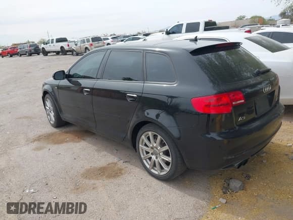 ✅ 2011 Audi A3 Premium Plus • VIN: WAUMFAFM4BA163177 • Лот: 42375034. Опубликован ранее на IAAI с пробегом 96 430 миль. Бесплатный доступ к архиву аукционных продаж из США и подробный отчёт об истории автомобиля на DreamBid. Изображение 3.