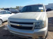 ✅ 2007 Chevrolet Suburban LT • VIN: 3GNFC16J27G294120 • Lot: 43577566. Listed on IAAI with 169,175 mi. Free auction sales archive from the USA and detailed vehicle history report at DreamBid. Image 12.