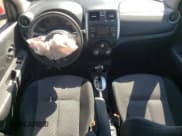 ✅ 2015 Nissan Micra S • VIN: 3N1CK3CP7FL244373 • Lot: 65908895. Wystawiony na Copart z przebiegiem 375 685 mil. Bezpłatny archiwum sprzedaży aukcyjnych z USA i szczegółowy raport historii pojazdu na DreamBid. Zdjęcie 8.