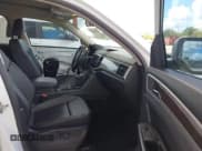 ✅ 2018 Volkswagen Atlas SEL • VIN: 1V2SR2CA7JC561180 • Lot: 43206626. Wystawiony na IAAI z przebiegiem 126 147 mil. Bezpłatny archiwum sprzedaży aukcyjnych z USA i szczegółowy raport historii pojazdu na DreamBid. Zdjęcie 5.