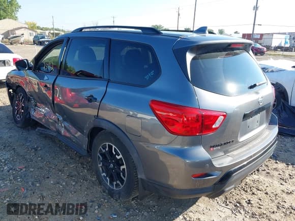 ✅ 2020 Nissan Pathfinder SL • VIN: 5N1DR2CN5LC645476 • Lot: 43225112. Wystawiony na IAAI z przebiegiem 109 708 mil. Bezpłatny archiwum sprzedaży aukcyjnych z USA i szczegółowy raport historii pojazdu na DreamBid. Zdjęcie 3.
