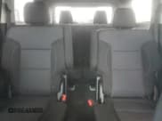 ✅ 2022 GMC Acadia SLE • VIN: 1GKKNKL41NZ138187 • Lot: 83960435. Wystawiony na Copart z przebiegiem 49 417 mil. Bezpłatny archiwum sprzedaży aukcyjnych z USA i szczegółowy raport historii pojazdu na DreamBid. Zdjęcie 10.