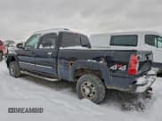✅ 2007 Chevrolet Silverado 2500HD LS • VIN: 1GCHK23U77F172007 • Лот: 94250195. Опубликован ранее на Copart с пробегом 114 204 миль. Бесплатный доступ к архиву аукционных продаж из США и подробный отчёт об истории автомобиля на DreamBid. Изображение 2.