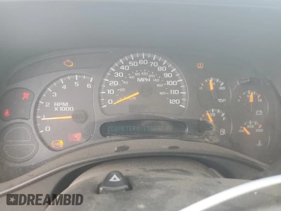 ✅ 2005 GMC Yukon XL SLE • VIN: 3GKEC16Z45G143727 • Lot: 68037575. Listed on Copart with 198,232 mi. Free auction sales archive from the USA and detailed vehicle history report at DreamBid. Image 9.