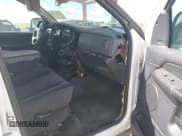 ✅ 2004 Dodge 2500 ST • VIN: 3D7KA28DX4G173895 • Lot: 43167109. Wystawiony na IAAI z przebiegiem 313 303 mil. Bezpłatny archiwum sprzedaży aukcyjnych z USA i szczegółowy raport historii pojazdu na DreamBid. Zdjęcie 5.