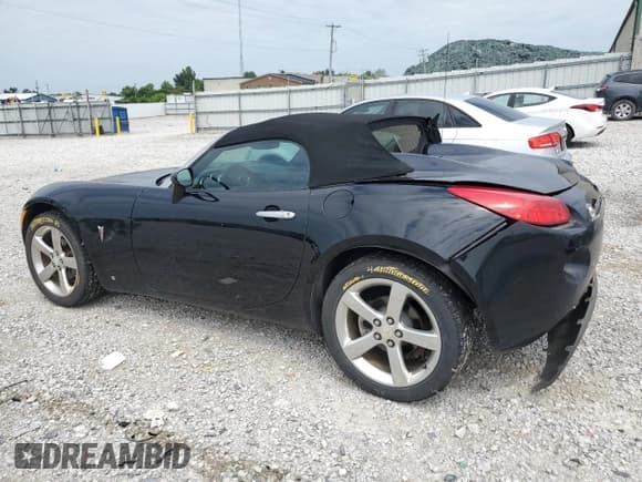 ✅ 2007 Pontiac Solstice • VIN: 1G2MB35B97Y108530 • Lot: 66016965. Wystawiony na Copart z przebiegiem 94 384 mil. Bezpłatny archiwum sprzedaży aukcyjnych z USA i szczegółowy raport historii pojazdu na DreamBid. Zdjęcie 2.