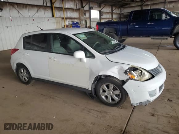 ✅ 2008 Nissan Versa SL • VIN: 3N1BC13E08L381895 • Лот: 80909635. Опубликован ранее на Copart с пробегом 151 345 миль. Бесплатный доступ к архиву аукционных продаж из США и подробный отчёт об истории автомобиля на DreamBid. Изображение 4.
