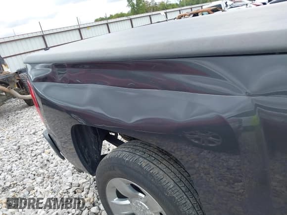 ✅ 2011 Chevrolet Silverado 1500 LT • VIN: 1GCRCSE02BZ183063 • Lot: 43280874. Listed on IAAI with 153,119 mi. Free auction sales archive from the USA and detailed vehicle history report at DreamBid. Image 12.