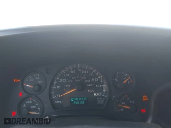 ✅ 2005 Chevrolet Express Cargo • VIN: 1GCHG35V751170247 • Lot: 43539662. Listed on IAAI with 259,133 mi. Free auction sales archive from the USA and detailed vehicle history report at DreamBid. Image 7.