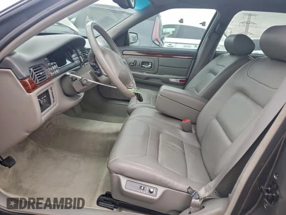 ✅ 1999 Cadillac DeVille • VIN: 1G6KD54Y7XU807244 • Lot: 94283375. Listed on Copart with 46,103 mi. Free auction sales archive from the USA and detailed vehicle history report at DreamBid. Image 7.