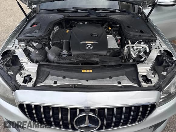 ✅ 2017 Mercedes-Benz E 300 Luxury • VIN: WDDZF4JB3HA096747 • Лот: 42665129. Опубликован ранее на IAAI с пробегом 142 397 миль. Бесплатный доступ к архиву аукционных продаж из США и подробный отчёт об истории автомобиля на DreamBid. Изображение 10.