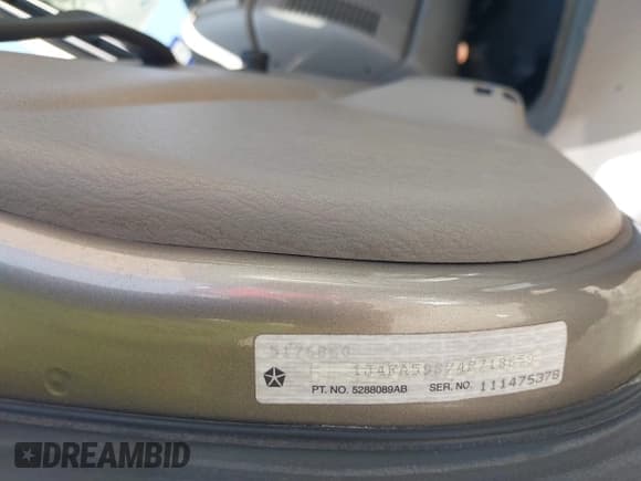 ✅ 2004 Jeep Wrangler Sahara • VIN: 1J4FA59S74P718659 • Lot: 43316154. Listed on IAAI with 144,737 mi. Free auction sales archive from the USA and detailed vehicle history report at DreamBid. Image 9.