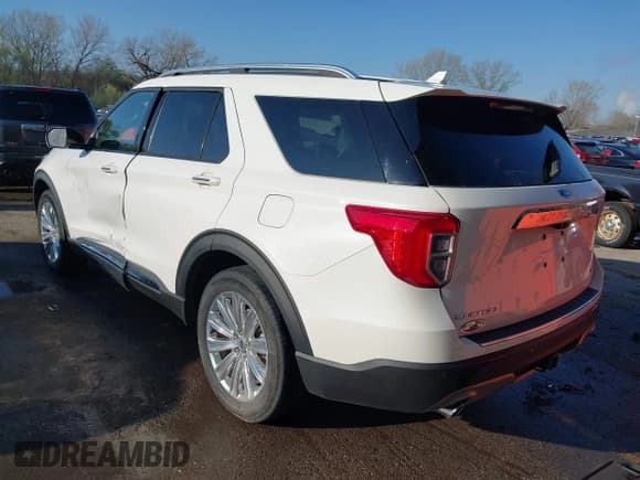 ✅ 2022 Ford Explorer Limited • VIN: 1FMSK8FH3NGB88697 • Lot: 42008355. Wystawiony na IAAI z przebiegiem 25 118 mil. Bezpłatny archiwum sprzedaży aukcyjnych z USA i szczegółowy raport historii pojazdu na DreamBid. Zdjęcie 3.