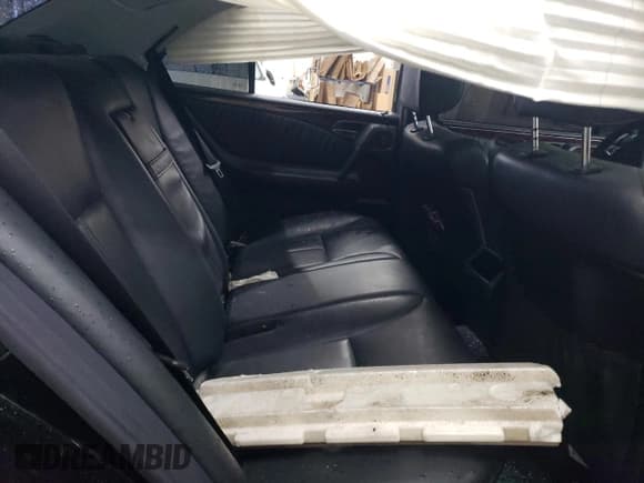 ✅ 1999 Mercedes-Benz E 320 • VIN: WDBJF82H7XX023926 • Лот: 86215615. Опубликован ранее на Copart с пробегом Не указан. Бесплатный доступ к архиву аукционных продаж из США и подробный отчёт об истории автомобиля на DreamBid. Изображение 10.