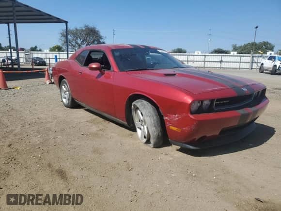 2010 Dodge Challenger SE z VIN 2B3CJ4DV0AH270190, wystawiony jako Copart lot #72427274 z przebiegiem 214 631 mil mil oraz Szkoda całkowita • Salvage title. Historia ofert i sprzedaży dostępna na DreamBid. Obrazek 4.