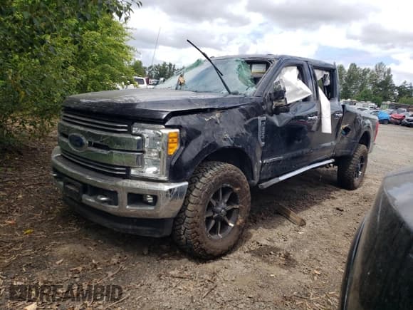 ✅ 2017 Ford F-350 Platinum • VIN: 1FT8W3BT1HED58720 • Лот: 59705195. Опубликован ранее на Copart с пробегом Не указан. Бесплатный доступ к архиву аукционных продаж из США и подробный отчёт об истории автомобиля на DreamBid. Изображение 1.